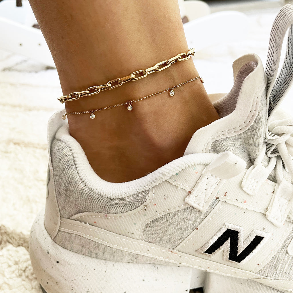 Thick link anklet bracelet, paired with shaker anklet below